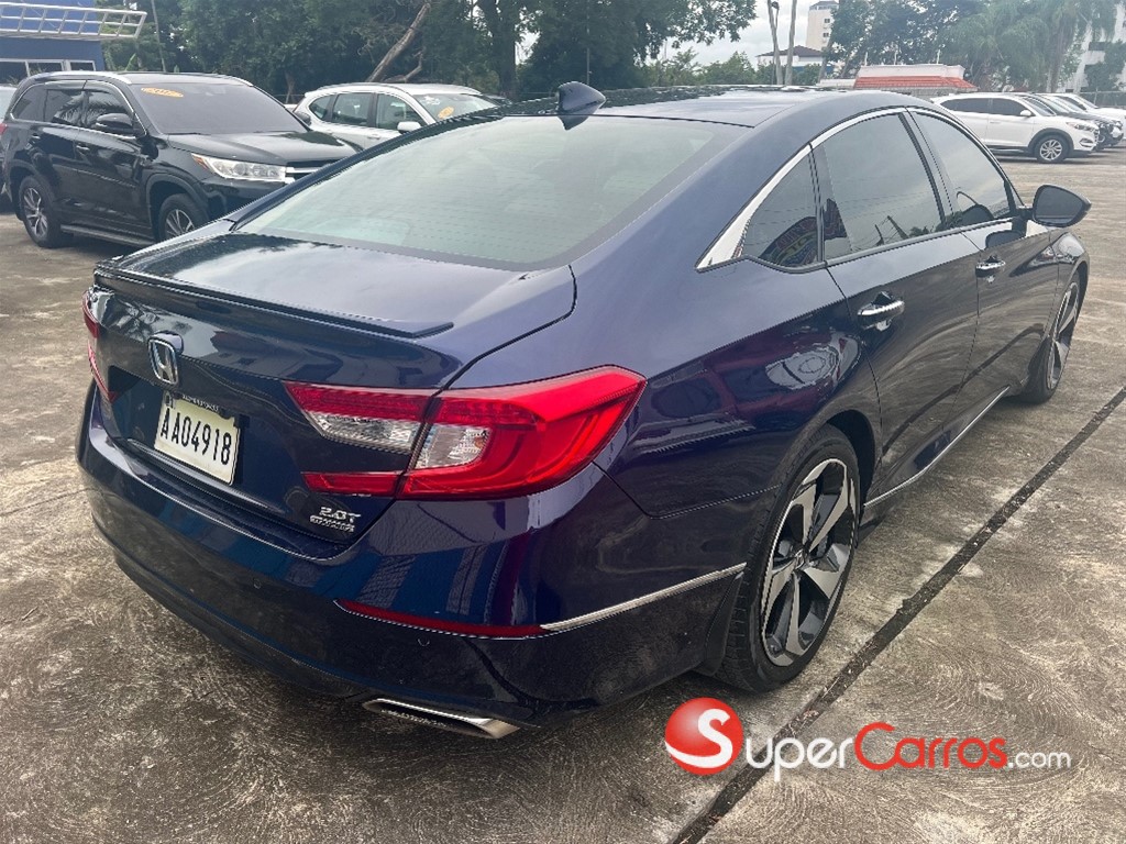 2018 Honda Accord Touring 2.0T — foto 5 / 8