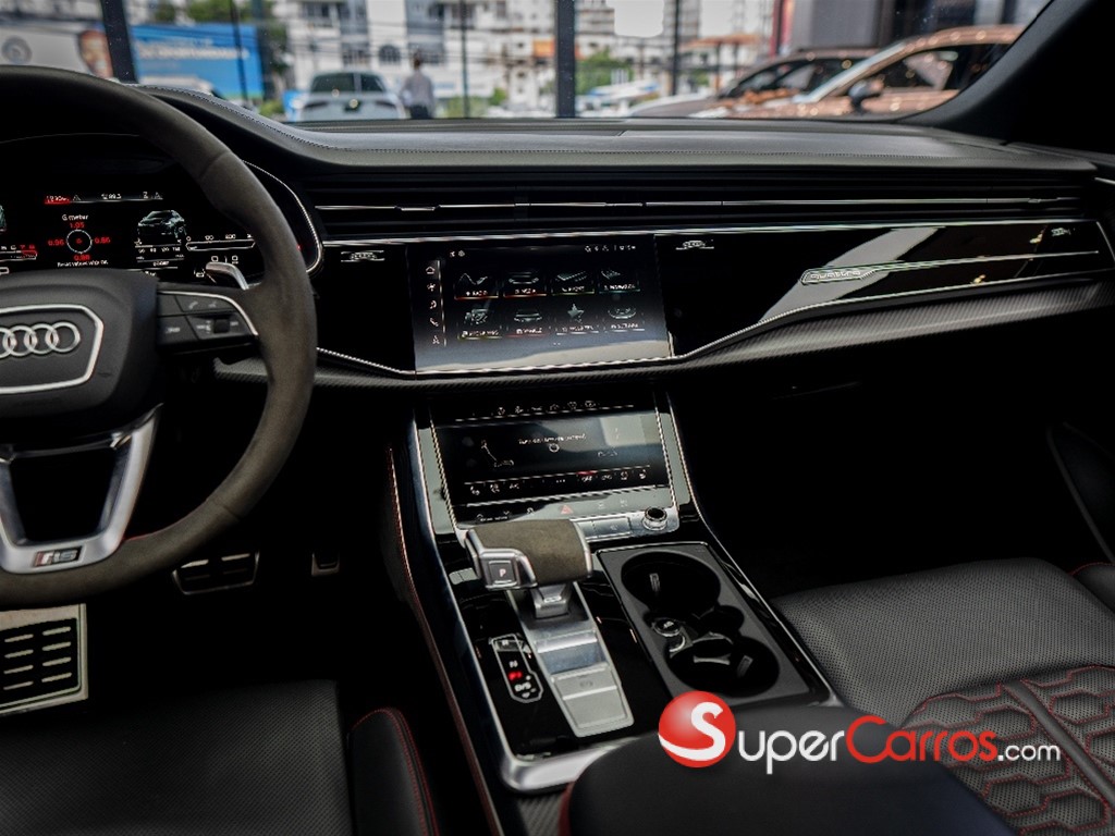 2022 Audi RS Q8 — foto 3 / 12