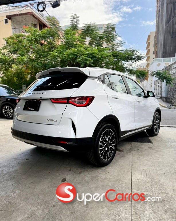 2026 Jetour X50 — foto 4 / 8