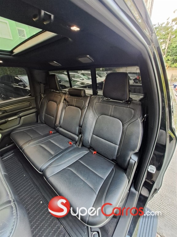 2019 Dodge Ram 1500 Limited — foto 10 / 12
