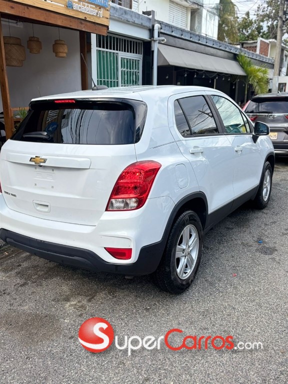 2020 Chevrolet Trax LS — foto 4 / 12
