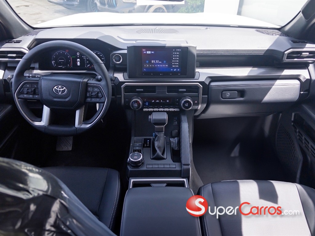 2026 Toyota 4 Runner Limited — foto 6 / 10