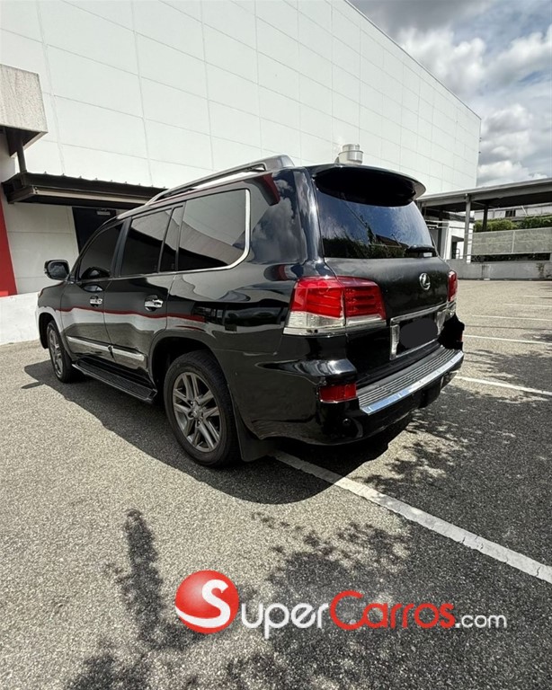 2013 Lexus LX 570 — foto 4 / 9