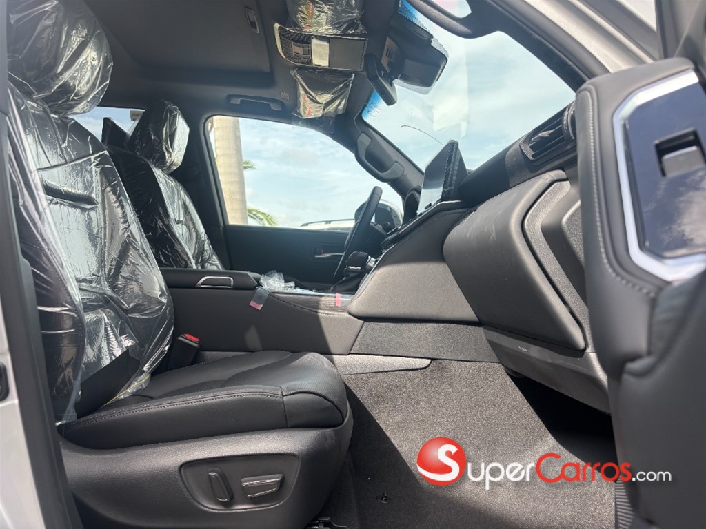 2025 Toyota Land Cruiser 300 VX-R — foto 5 / 10