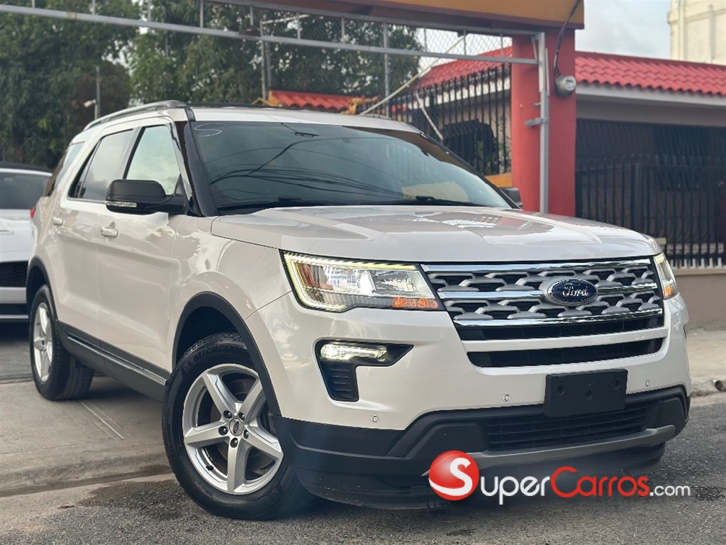2019 Ford Explorer XLT — foto 3 / 9