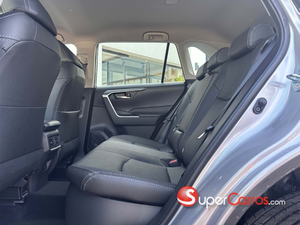 2026 Toyota RAV4 Hibrid — foto 6 / 8