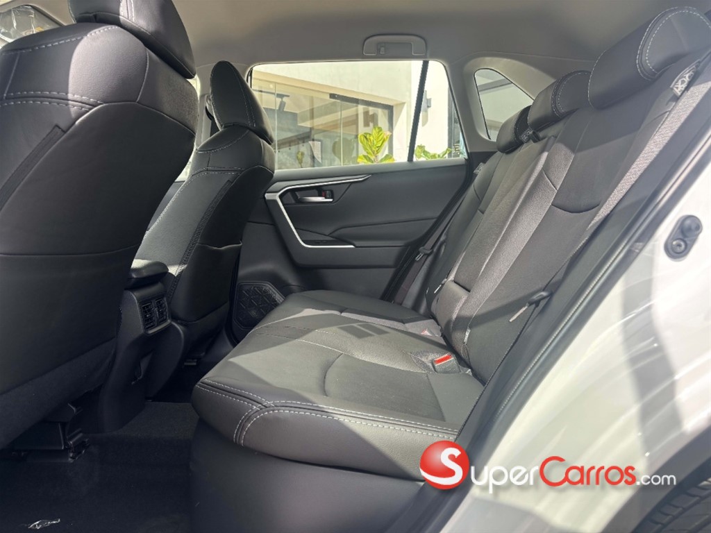 2025 Toyota RAV4 Hibrid — foto 5 / 8