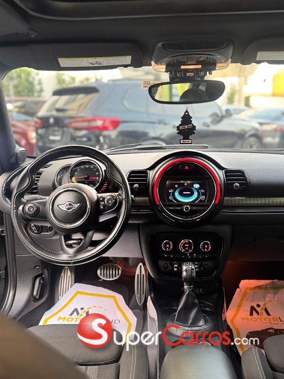 2017 Mini Cooper Clubman S — foto 7 / 12
