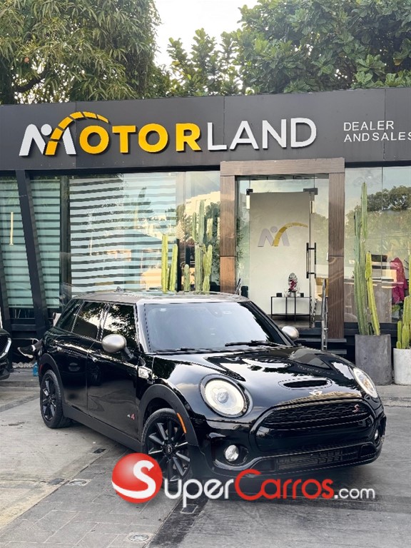 2017 Mini Cooper Clubman S — foto 8 / 12