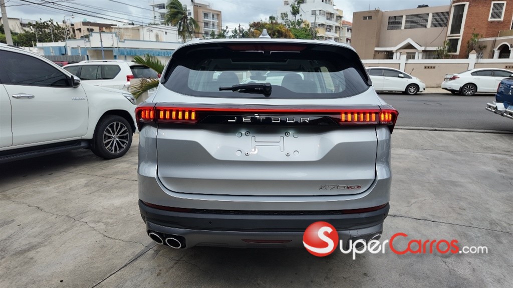 2027 Jetour X70 PLUS — foto 5 / 12