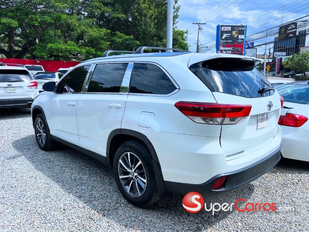 2019 Toyota Highlander XLE — foto 7 / 12