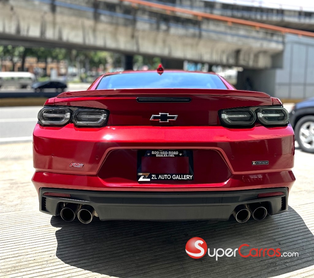 2021 Chevrolet Camaro RS — foto 5 / 10