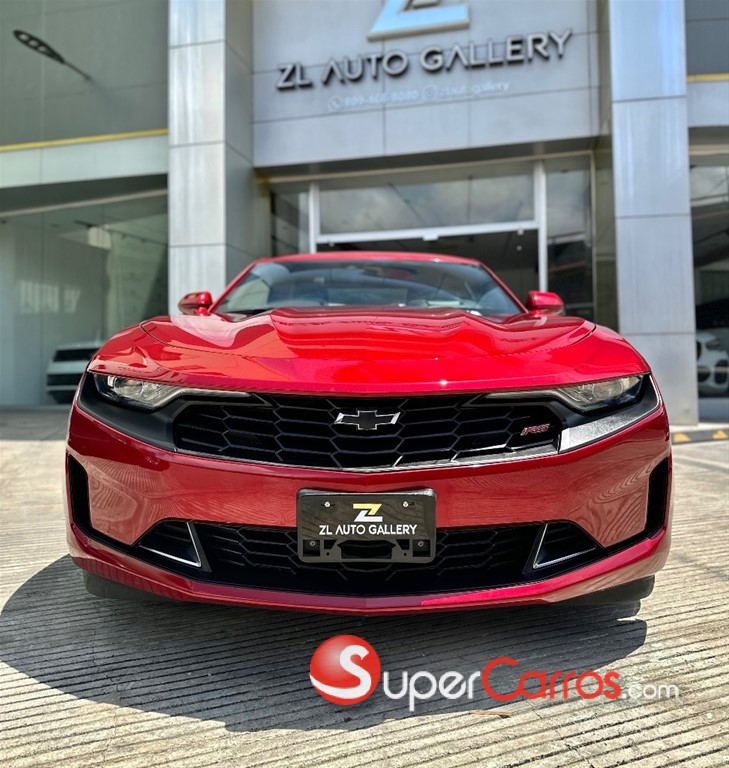 2021 Chevrolet Camaro RS — foto 7 / 10