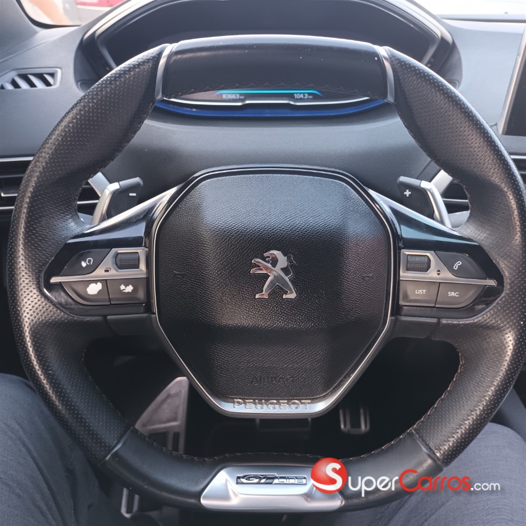 2018 Peugeot 3008 GT Line — foto 8 / 12