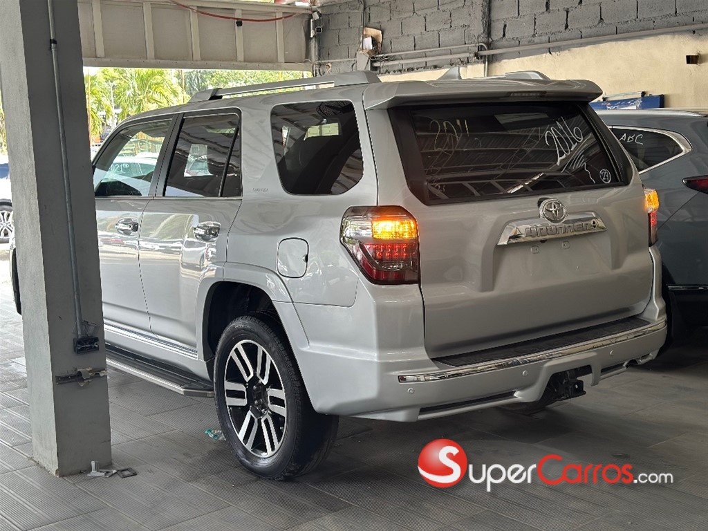 2016 Toyota 4 Runner Limited — foto 3 / 8