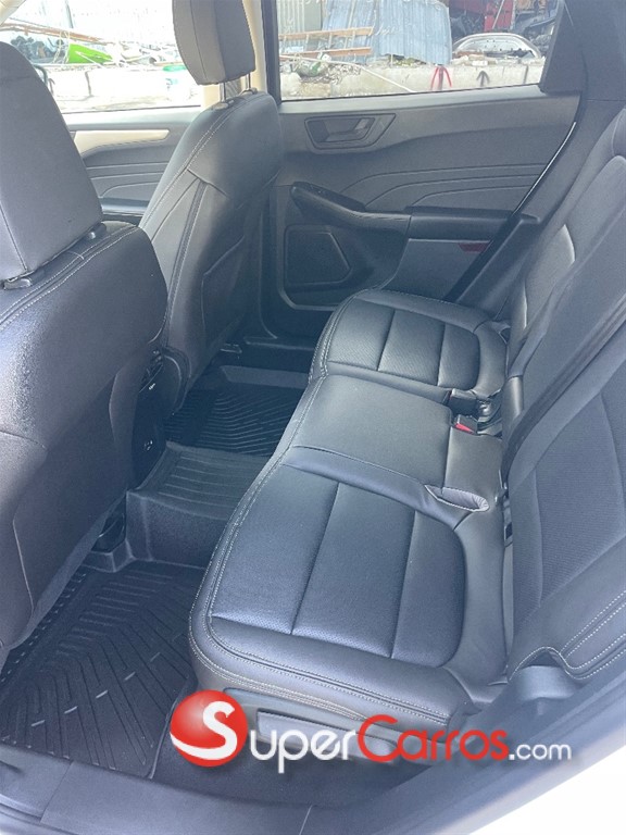 2022 Ford Escape — foto 5 / 10