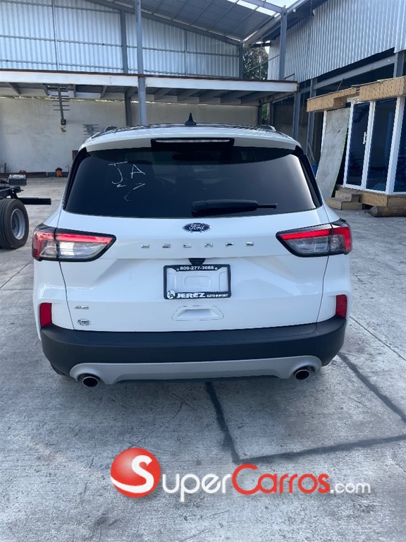 2022 Ford Escape — foto 6 / 10