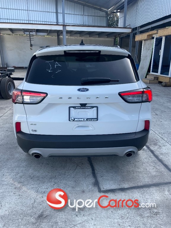 2022 Ford Escape — foto 7 / 10
