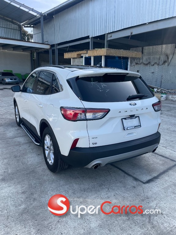 2022 Ford Escape — foto 9 / 10