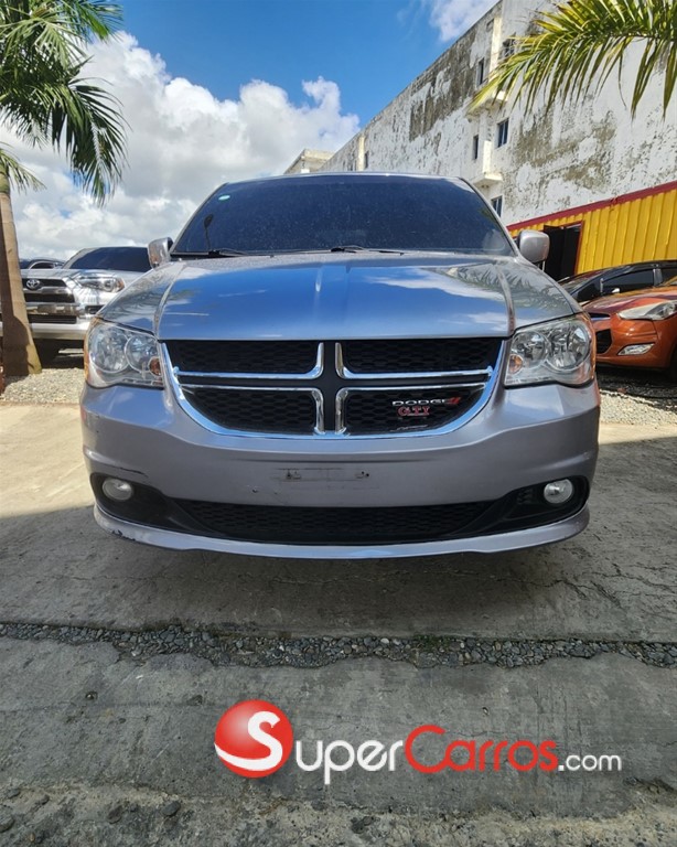 2018 Dodge Grand Caravan — foto 2 / 10