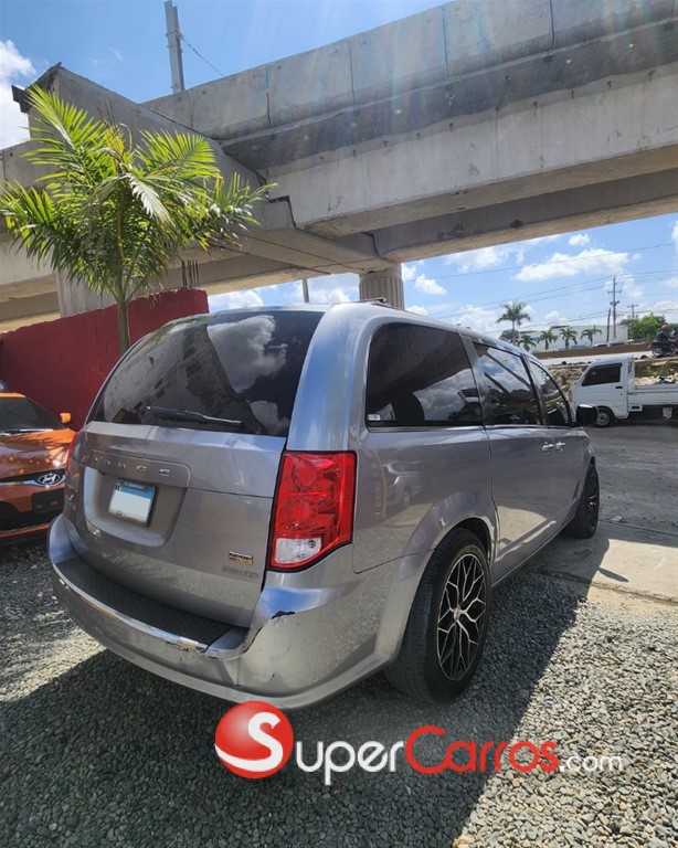 2018 Dodge Grand Caravan — foto 5 / 10