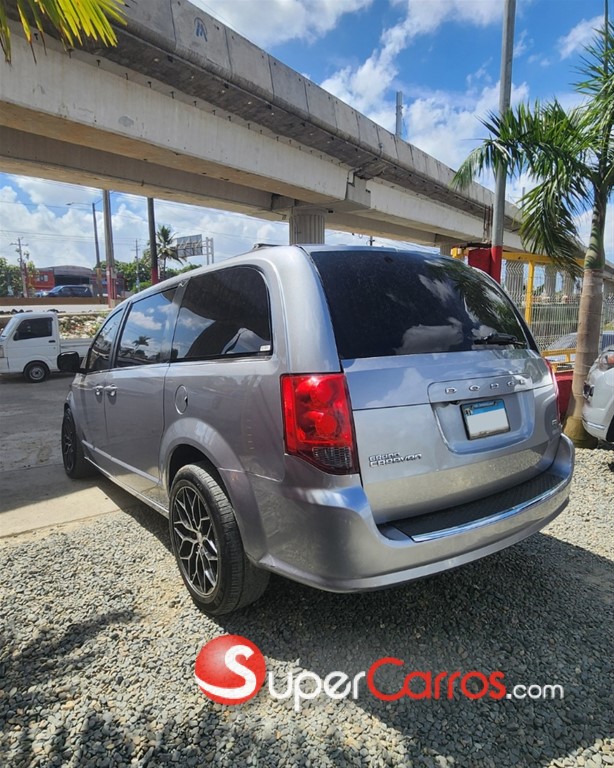 2018 Dodge Grand Caravan — foto 7 / 10