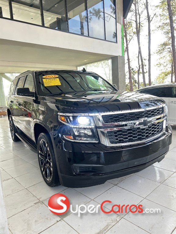 2018 Chevrolet Tahoe LT — foto 2 / 12