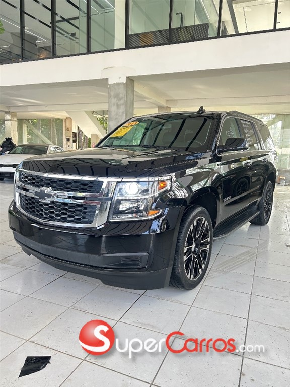 2018 Chevrolet Tahoe LT — foto 3 / 12