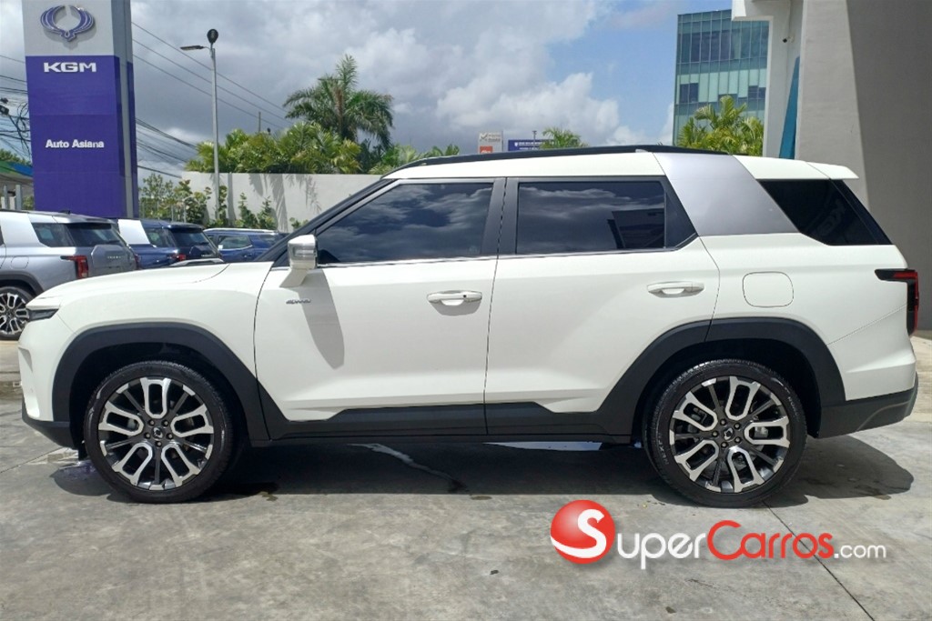 2025 KGM Torres ADVENTURE PLUS — foto 4 / 12