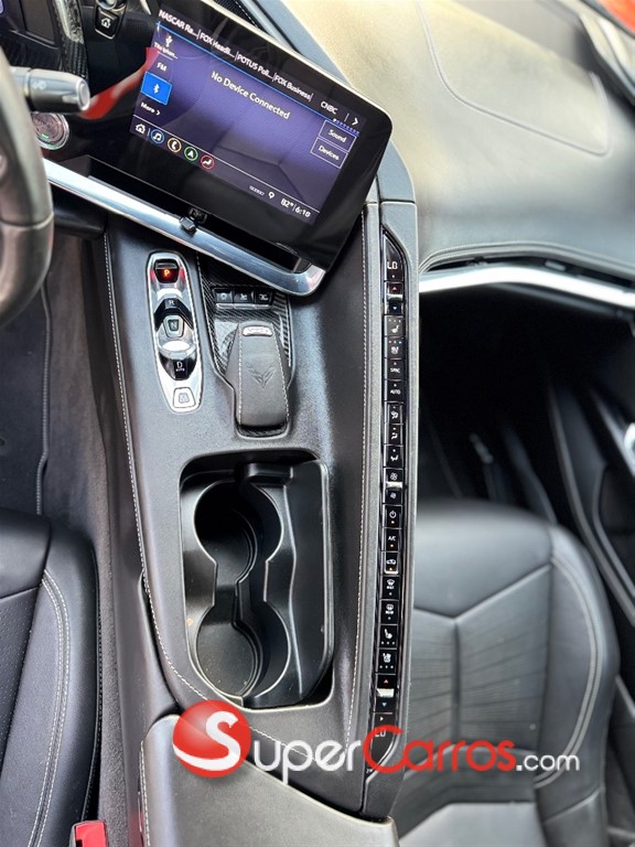 2020 Chevrolet Corvette Stingray 3LT — foto 7 / 12