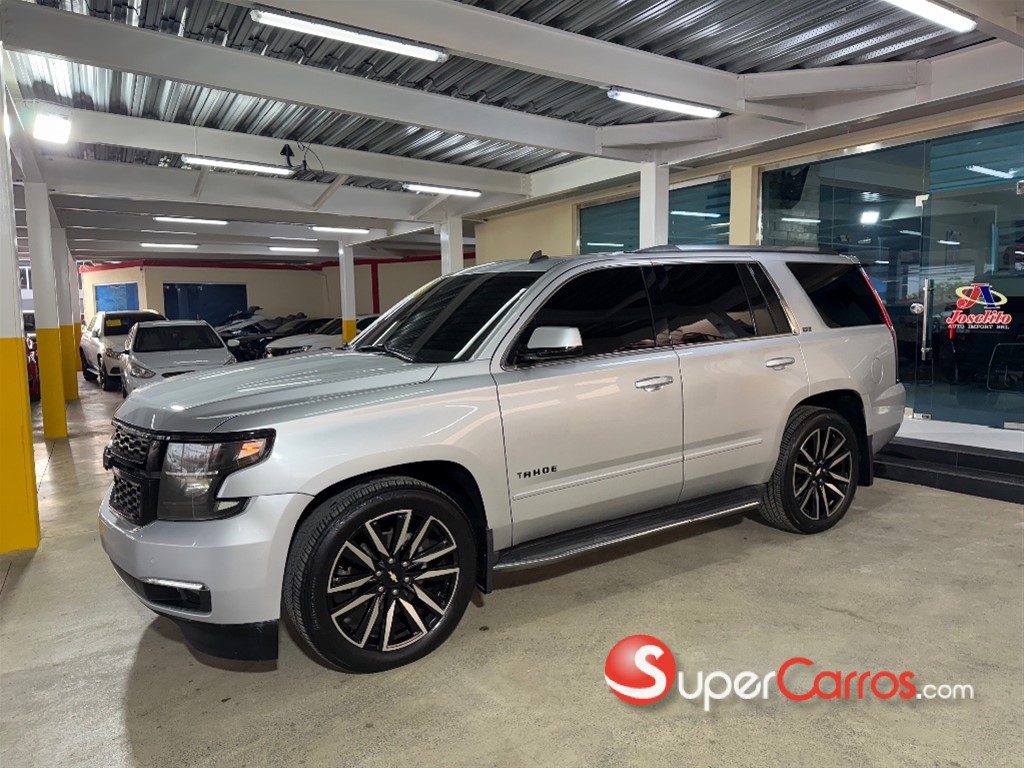 2015 Chevrolet Tahoe LTZ — foto 2 / 12