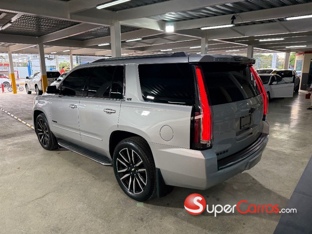 2015 Chevrolet Tahoe LTZ — foto 4 / 12