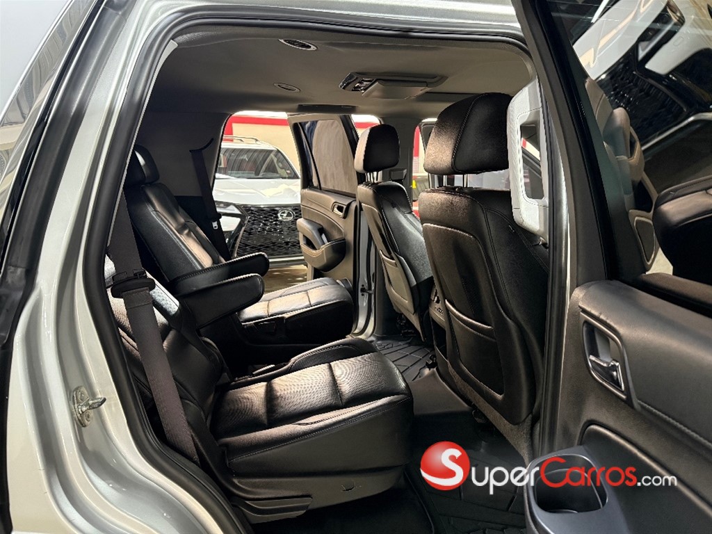 2015 Chevrolet Tahoe LTZ — foto 10 / 12