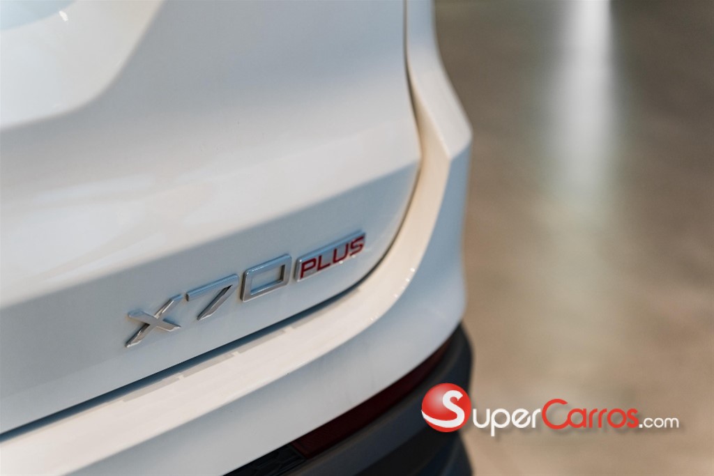 2025 Jetour X70 PLUS — foto 3 / 12