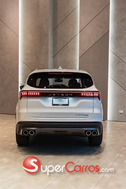2025 Jetour X70 PLUS — foto 11 / 12
