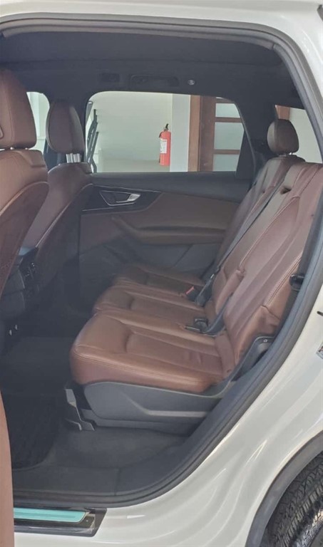 2019 Audi Q7 Prestige S-Line — foto 8 / 10