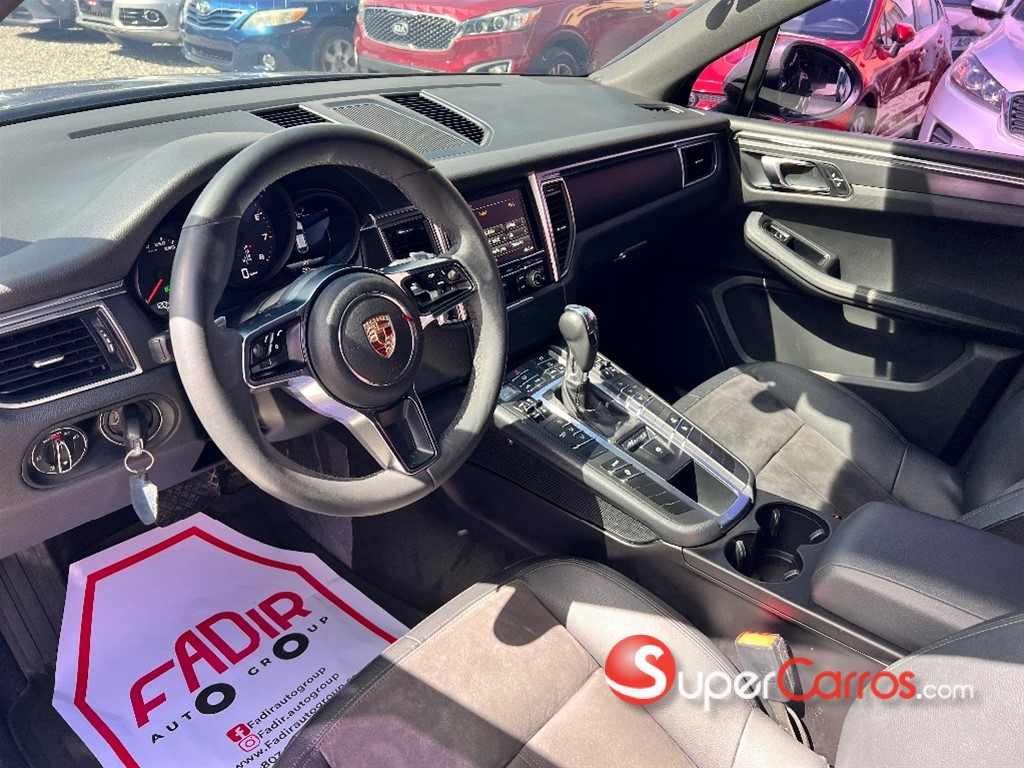 2015 Porsche Macan — foto 10 / 11