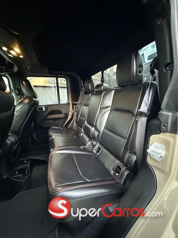 2020 Jeep Gladiator Rubicon — foto 9 / 12