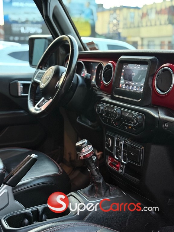 2020 Jeep Gladiator Rubicon — foto 11 / 12