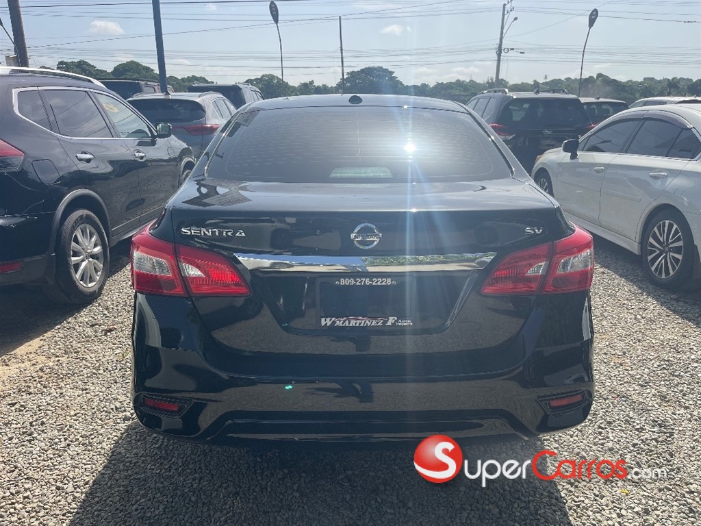 2019 Nissan Sentra SV — foto 5 / 10