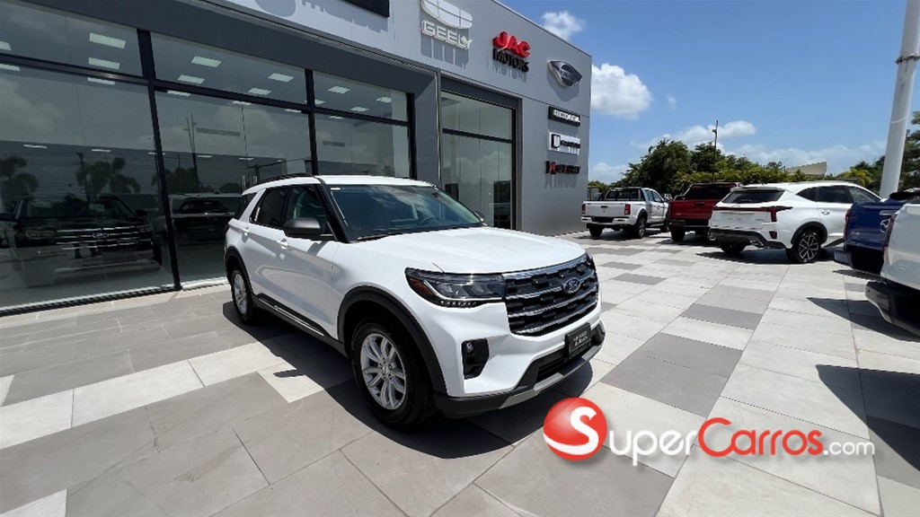 2025 Ford Explorer Active — foto 3 / 12
