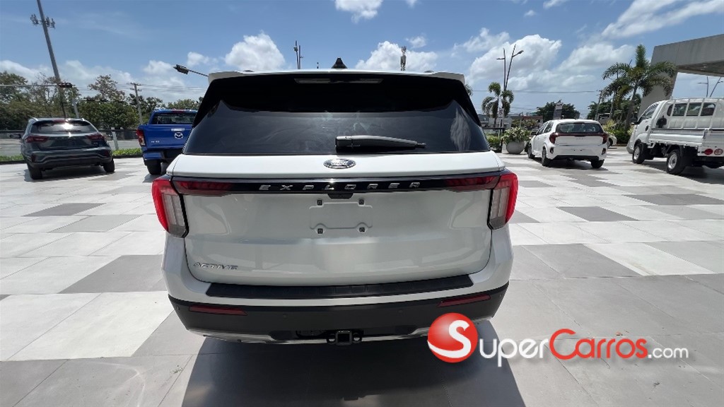 2025 Ford Explorer Active — foto 5 / 12