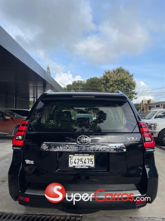 2018 Toyota Land Cruiser Prado VXL — foto 8 / 9