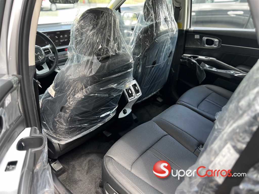 2026 Kia Sorento Limited — foto 10 / 12