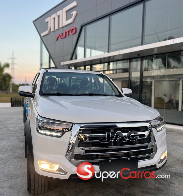 2026 Jac T8