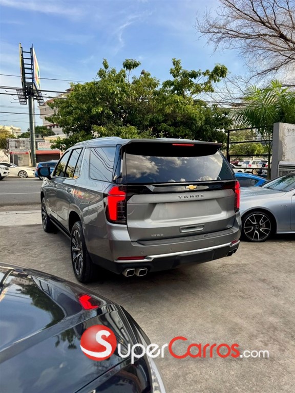 2025 Chevrolet Tahoe Highcountry Duramax — foto 7 / 9