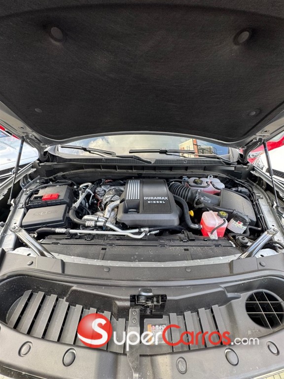 2025 Chevrolet Tahoe Highcountry Duramax — foto 9 / 9