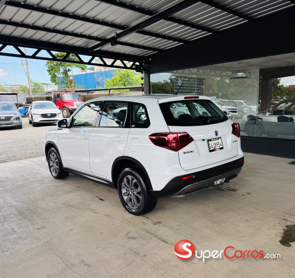 2023 Suzuki Vitara — foto 4 / 9