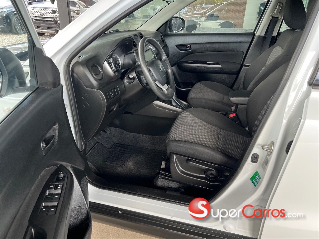 2023 Suzuki Vitara — foto 5 / 9