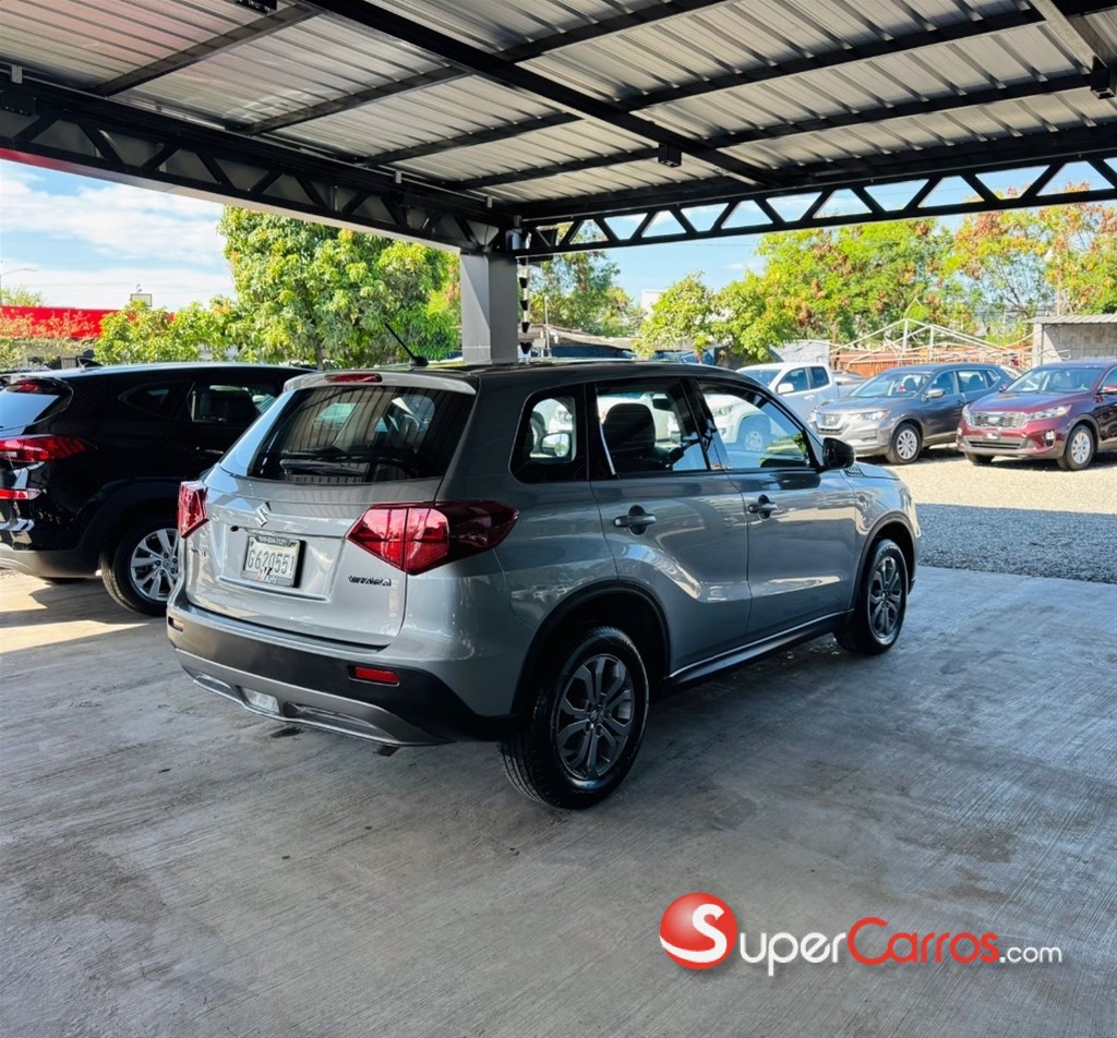 2023 Suzuki Vitara — foto 3 / 9